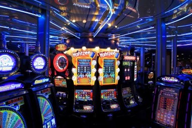 sukses mobile interface showing Dragon Tiger Live betting screen